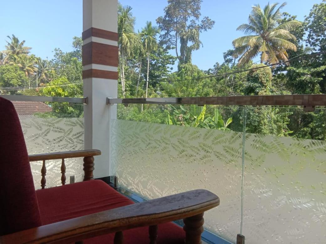 Dayout Regency Alappuzha Exterior foto